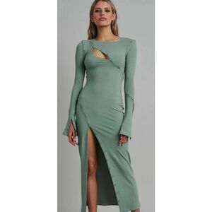 NWOT Bayse Jayana Bias Stretch Multi Wear Button Long Dress Women's Size Large